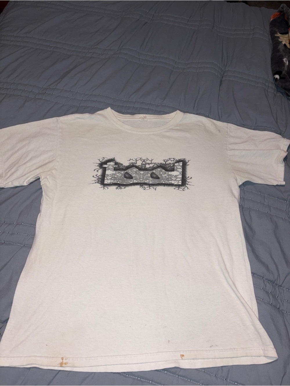 Vintage 2001 TOOL Band White Graphic Crew Neck Men's T-Shirt